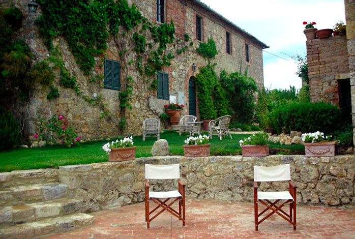 Screen Shot 2016-02-10 at 10 Borgo Stomennano