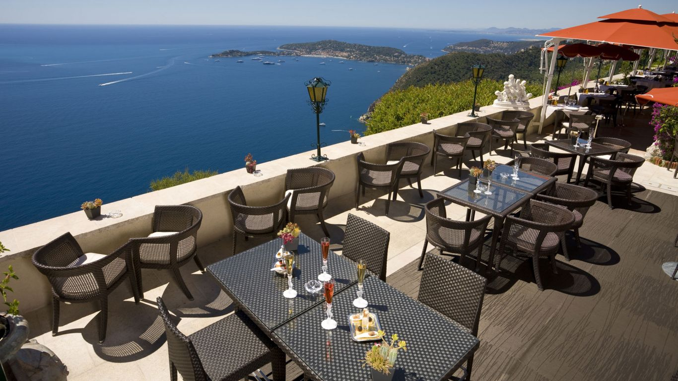 chateau_france_eze_dining_terrace_view Château de la Chèvre d'Or