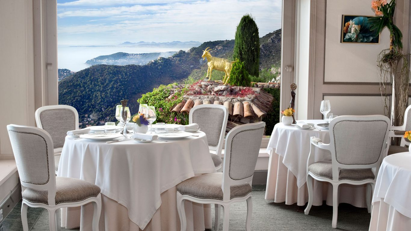 cheateau_dining_view_france_eze Château de la Chèvre d'Or