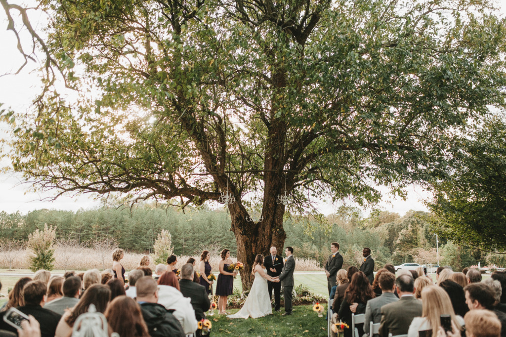 flora-corner-farm-maryland-rustic-wedding-photography-35-1024x682 Flora Corner Farm LLC