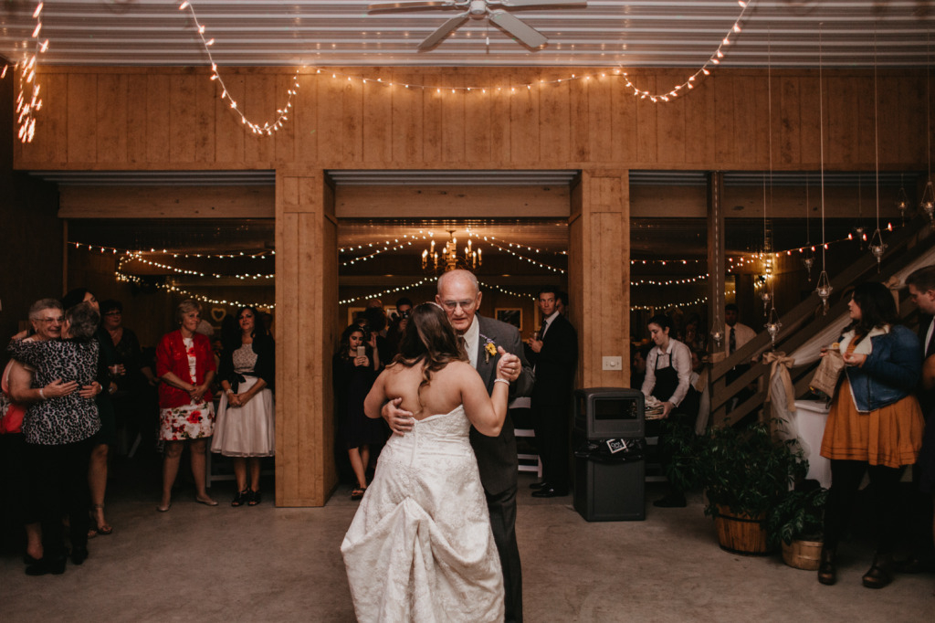 flora-corner-farm-maryland-rustic-wedding-photography-85-1024x682 Flora Corner Farm LLC