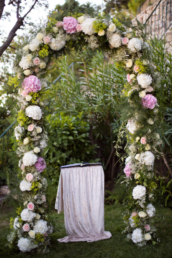 french-riviera-classic-wedding-9 Château de la Chèvre d'Or