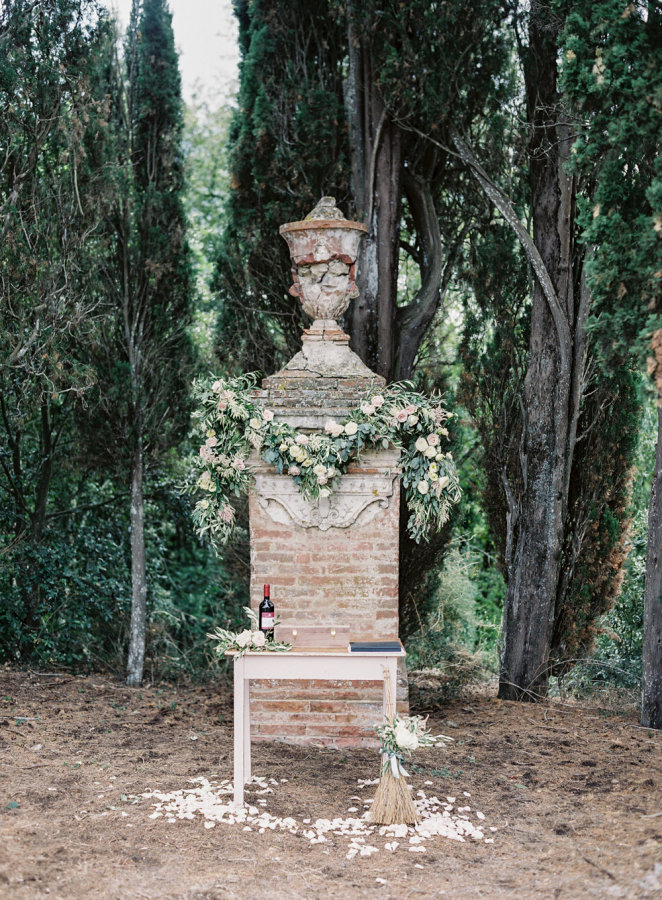 italian-villa-pastel-wedding-24 Borgo Stomennano