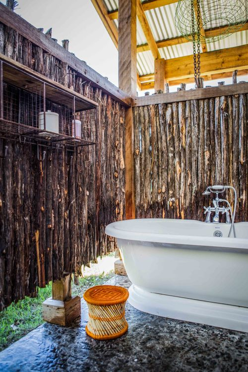 rancho-pillow-outdoor-bath Rancho Pillow