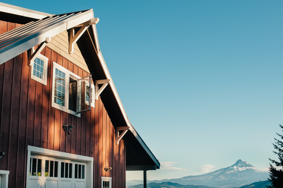 Gorge-Crest-Vineyards-Wedding-24 Gorge Crest Vineyards