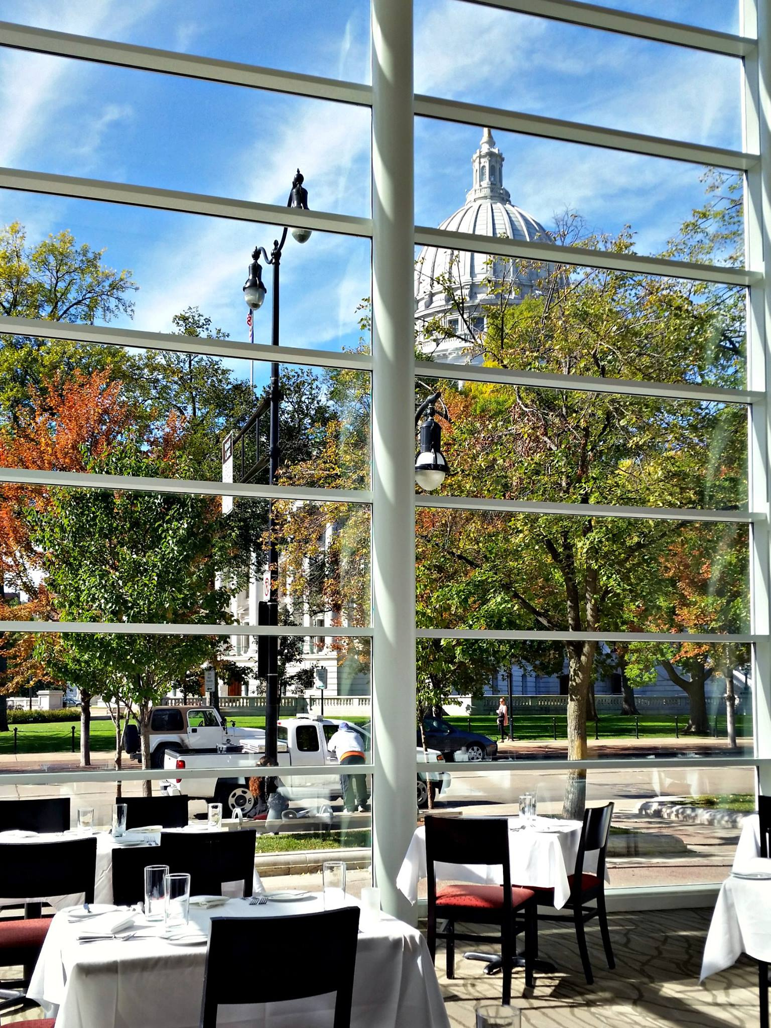 l-etoile-restaurant-9 L'Etoile Restaurant