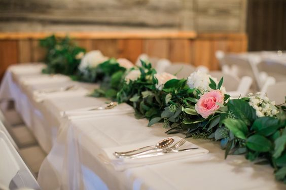 pink-and-white-texas-wedding-4 Rustic Grace Estate