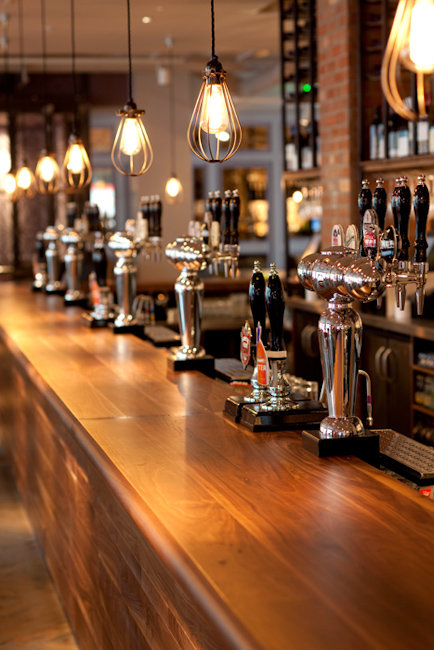 28288_128112830536196_2068501_n The Anthologist