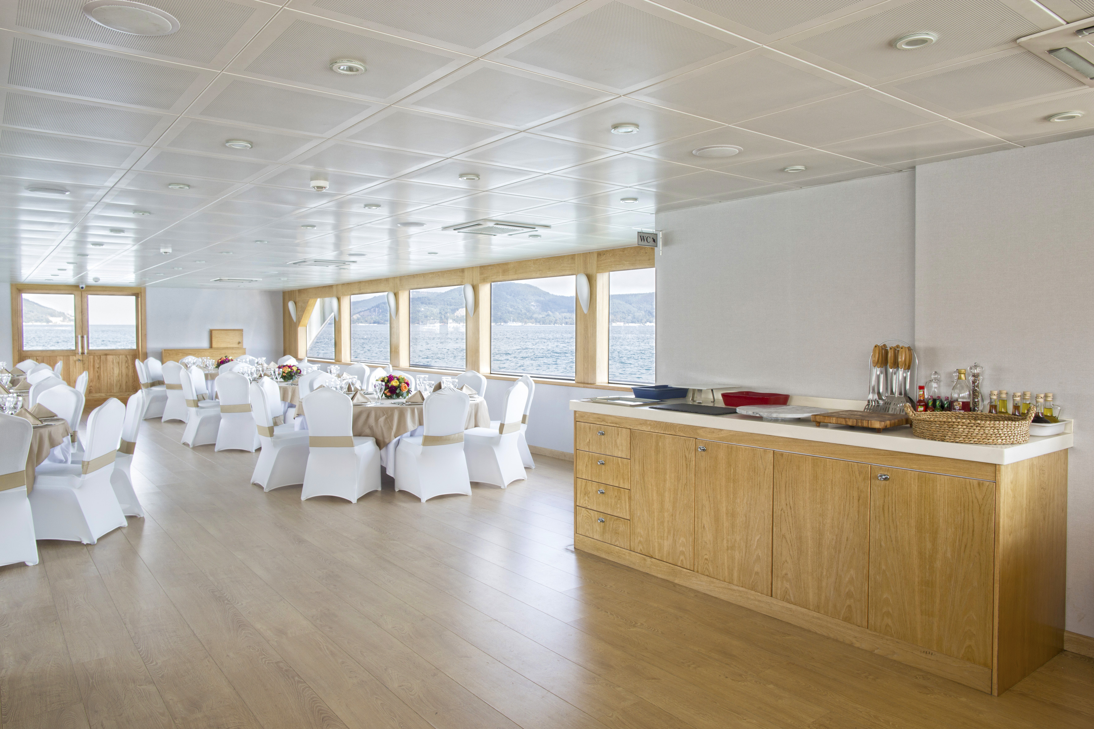 bella-HR-22 Bella Bosphorus Cruise