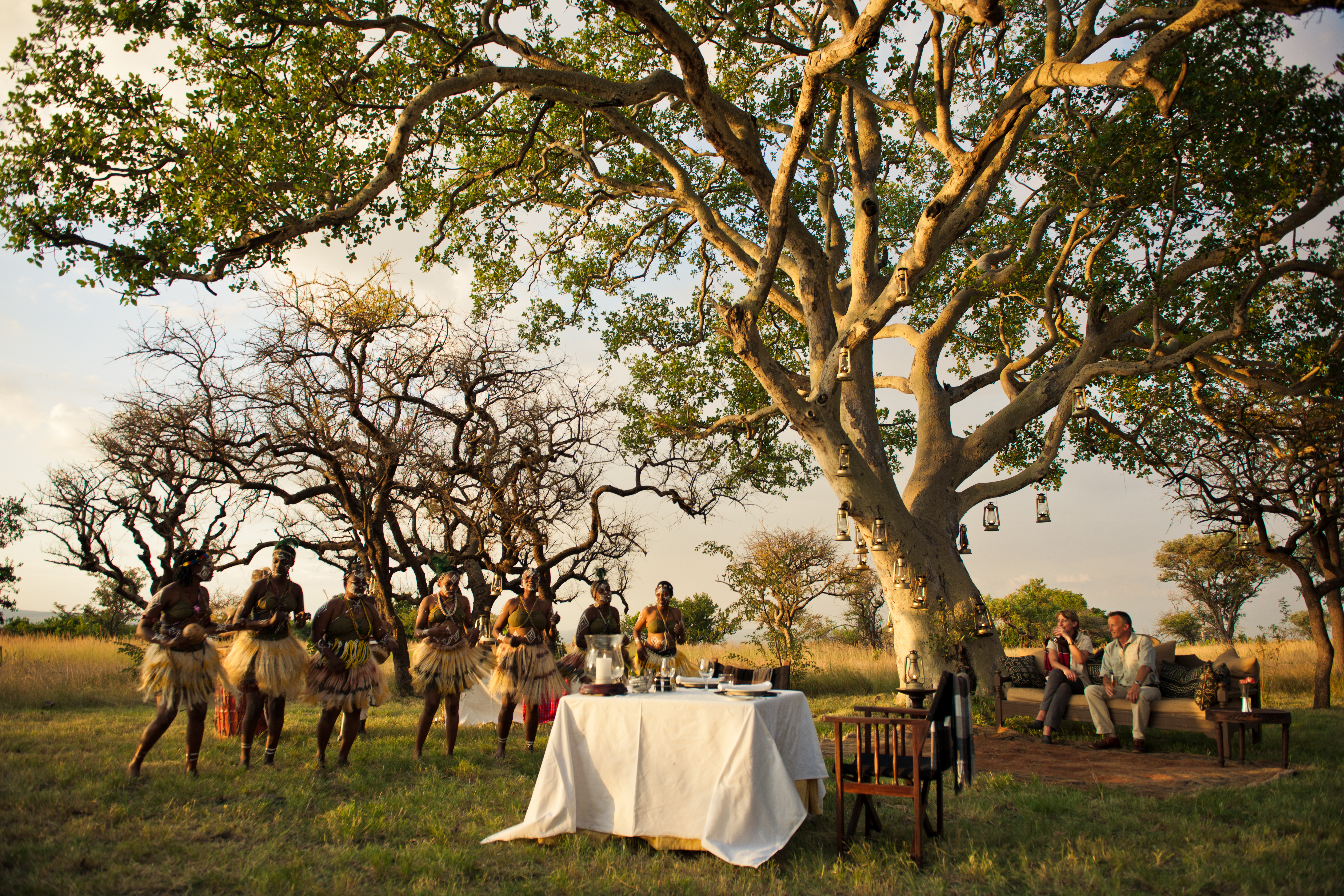 Singita-Sasakwa-Evening-Drinks1 Singita Sasakwa Lodge