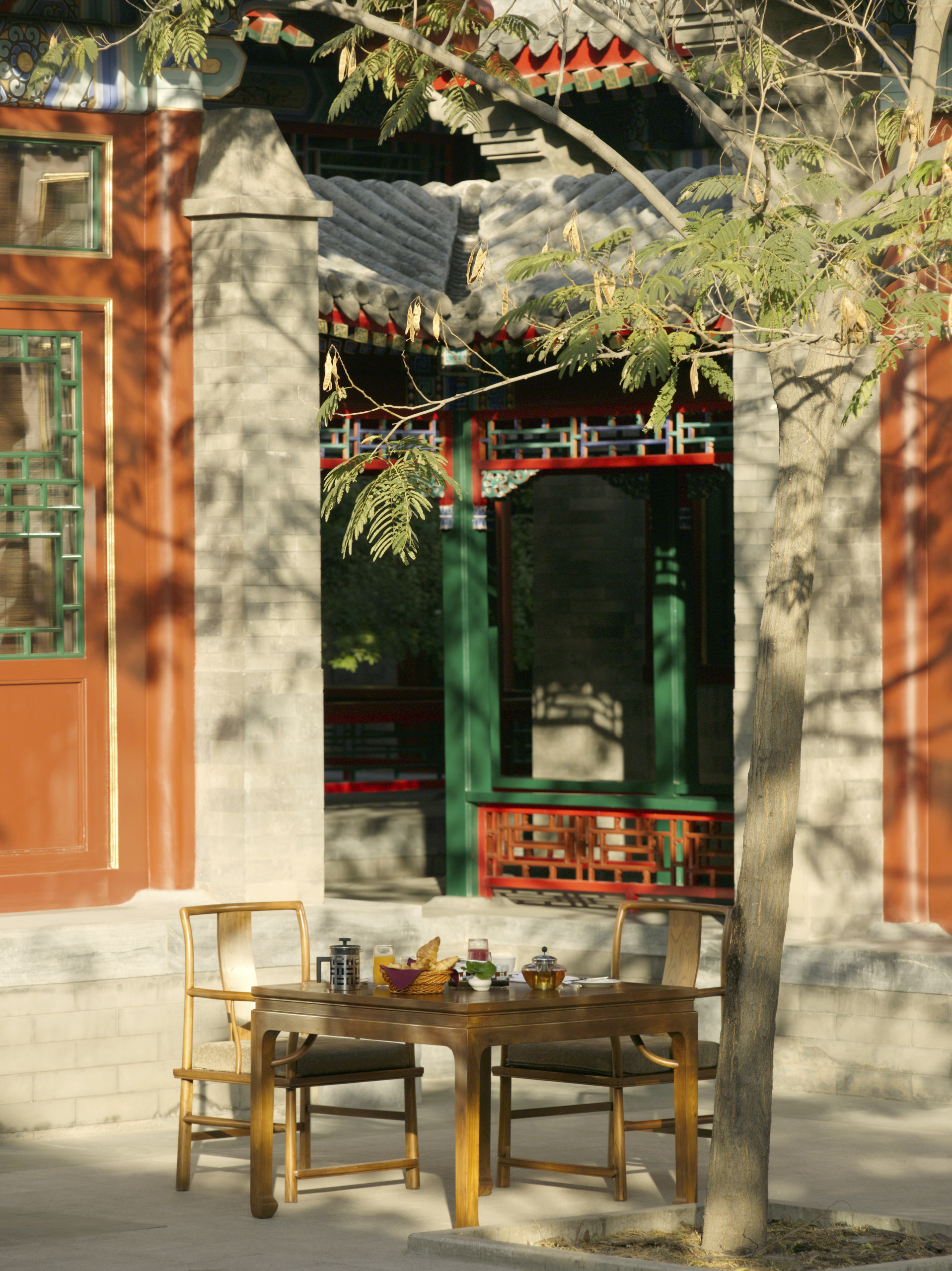 Courtyard Dining_High Res_2363 Aman at Summer Palace