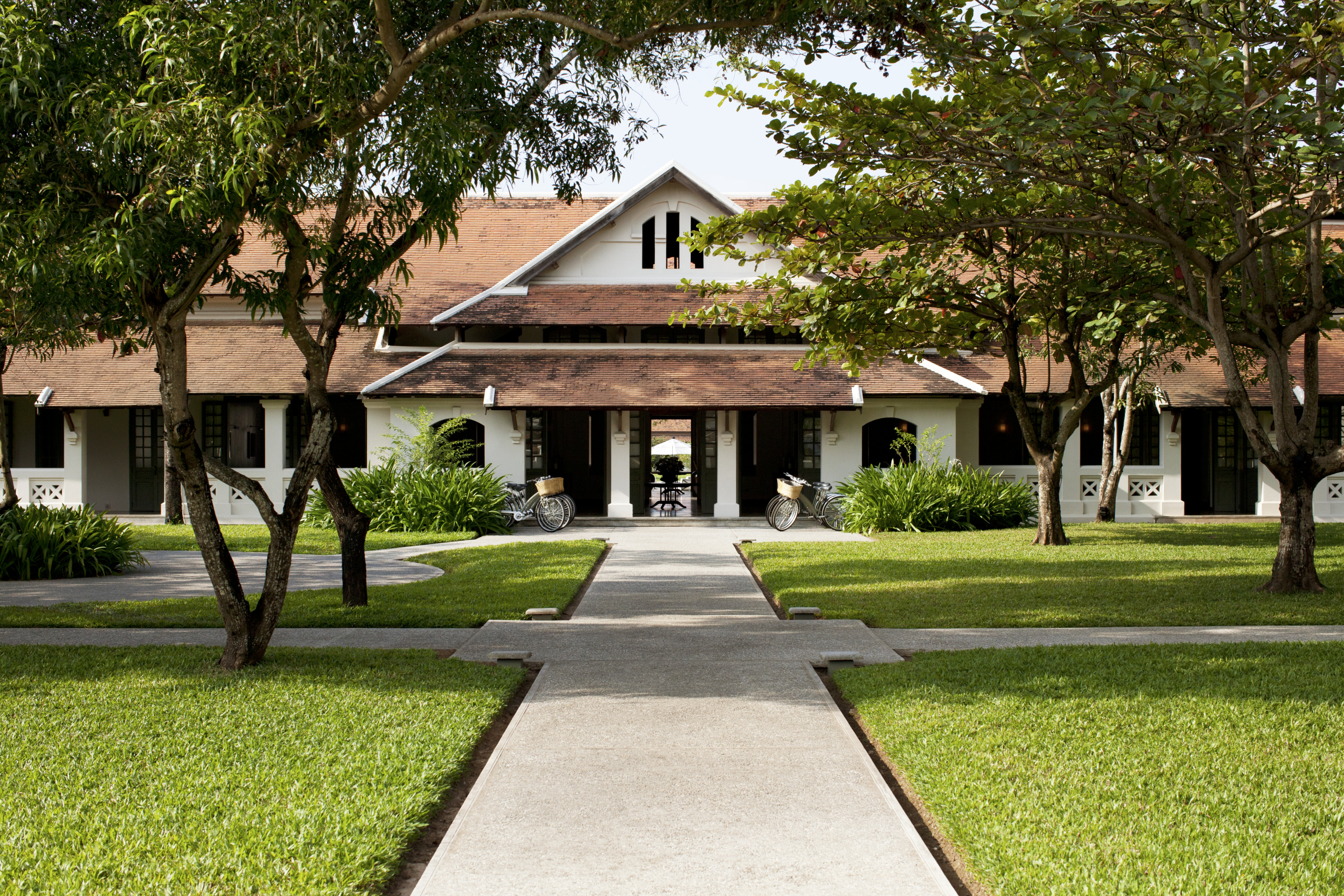 Main Entrance_High Res_6173 Amantaka