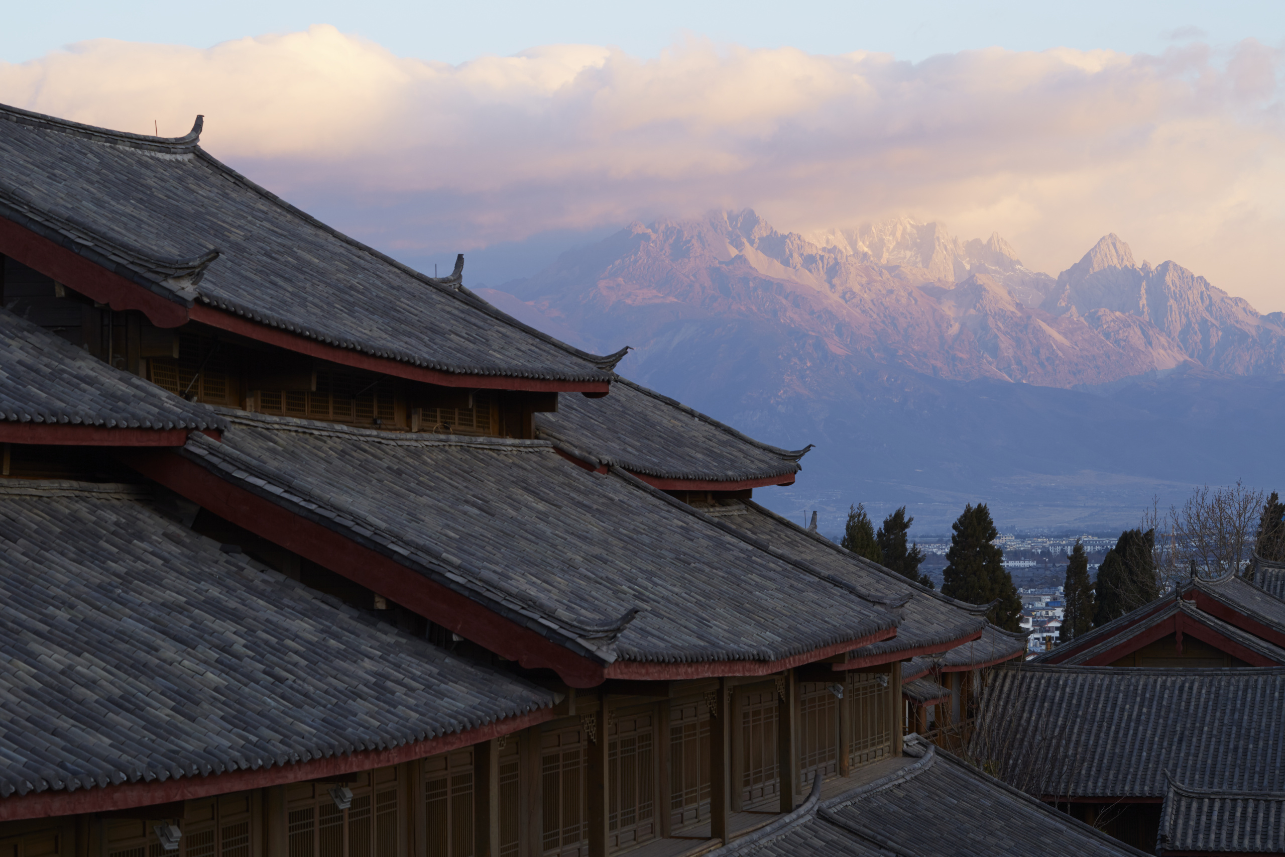 Main building at dusk _High Res_636 Amandayan