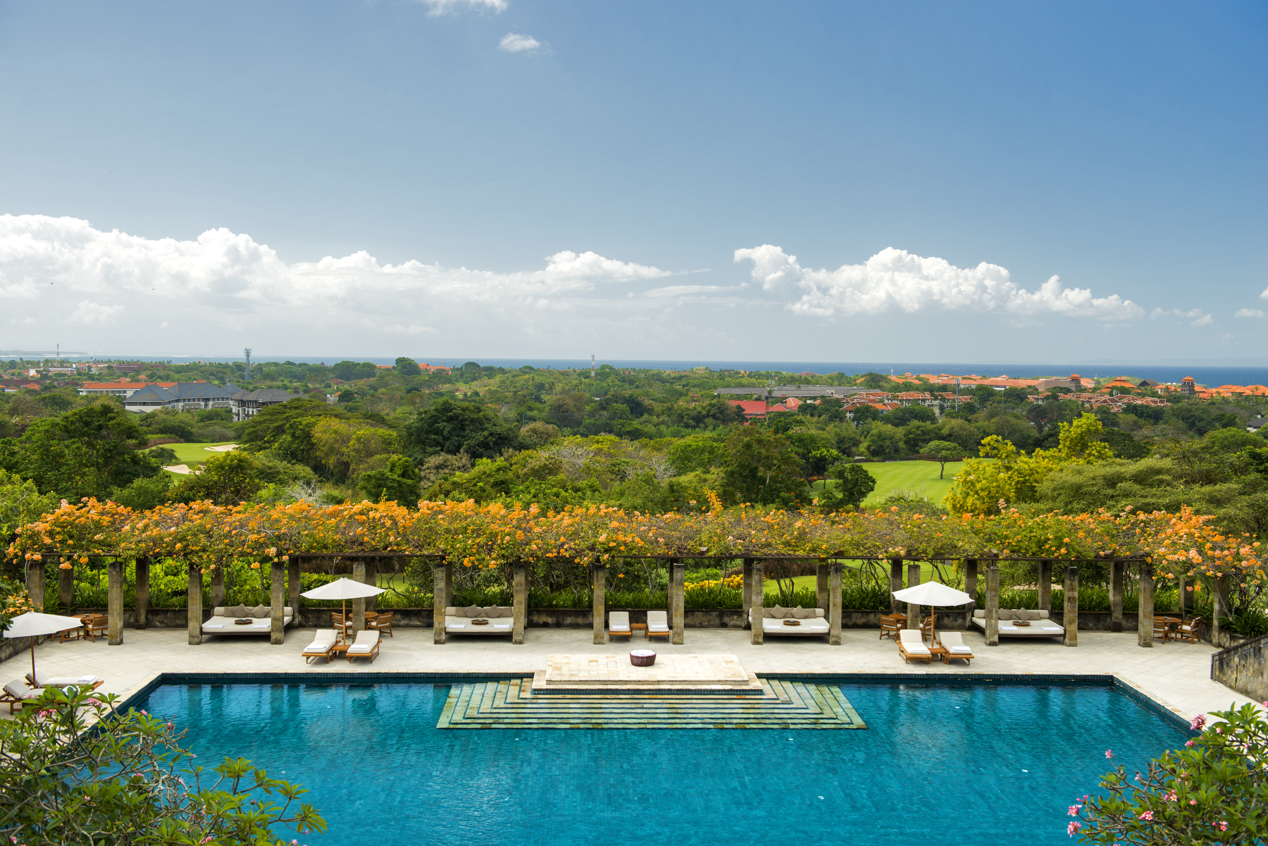 Main pool_High Res_3612 Amanusa