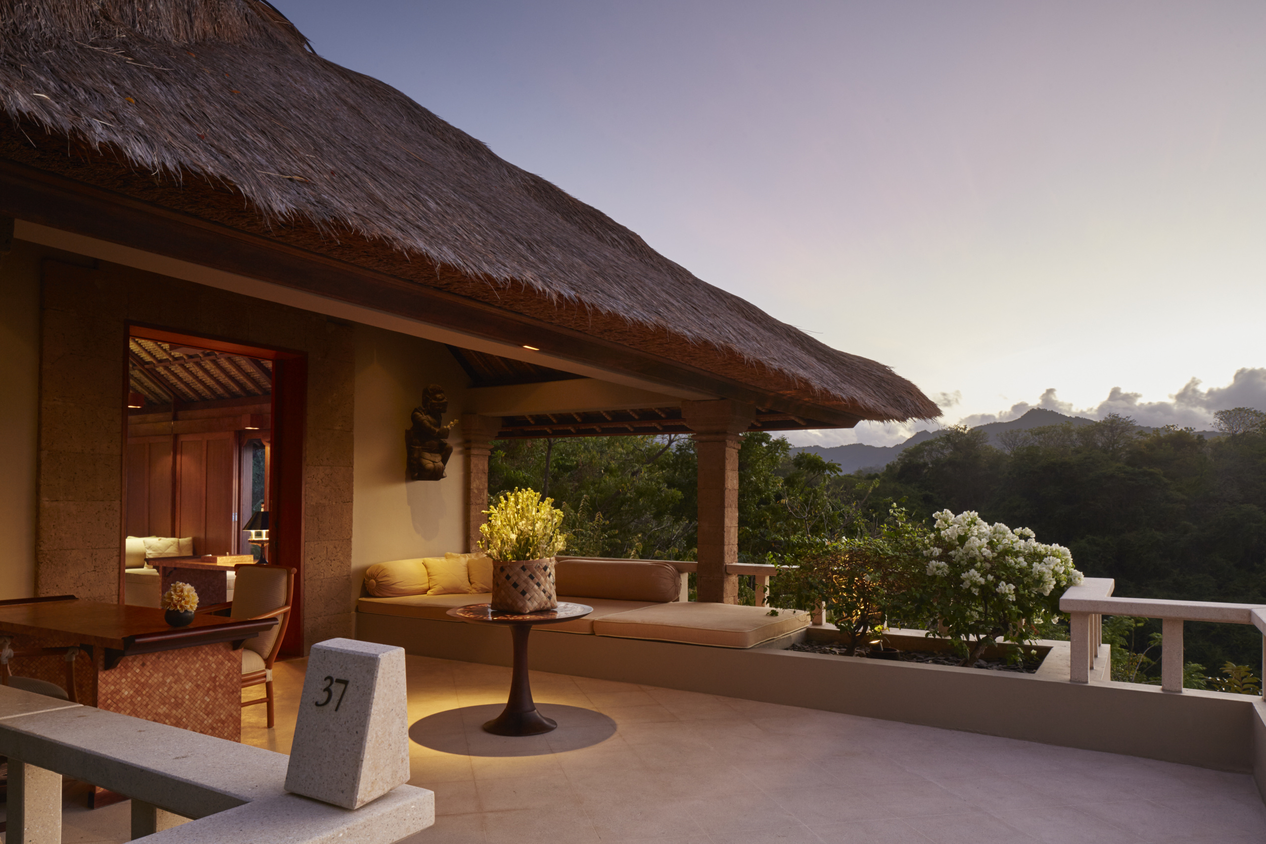 ocean suite terrace_High Res_11462 Amankila