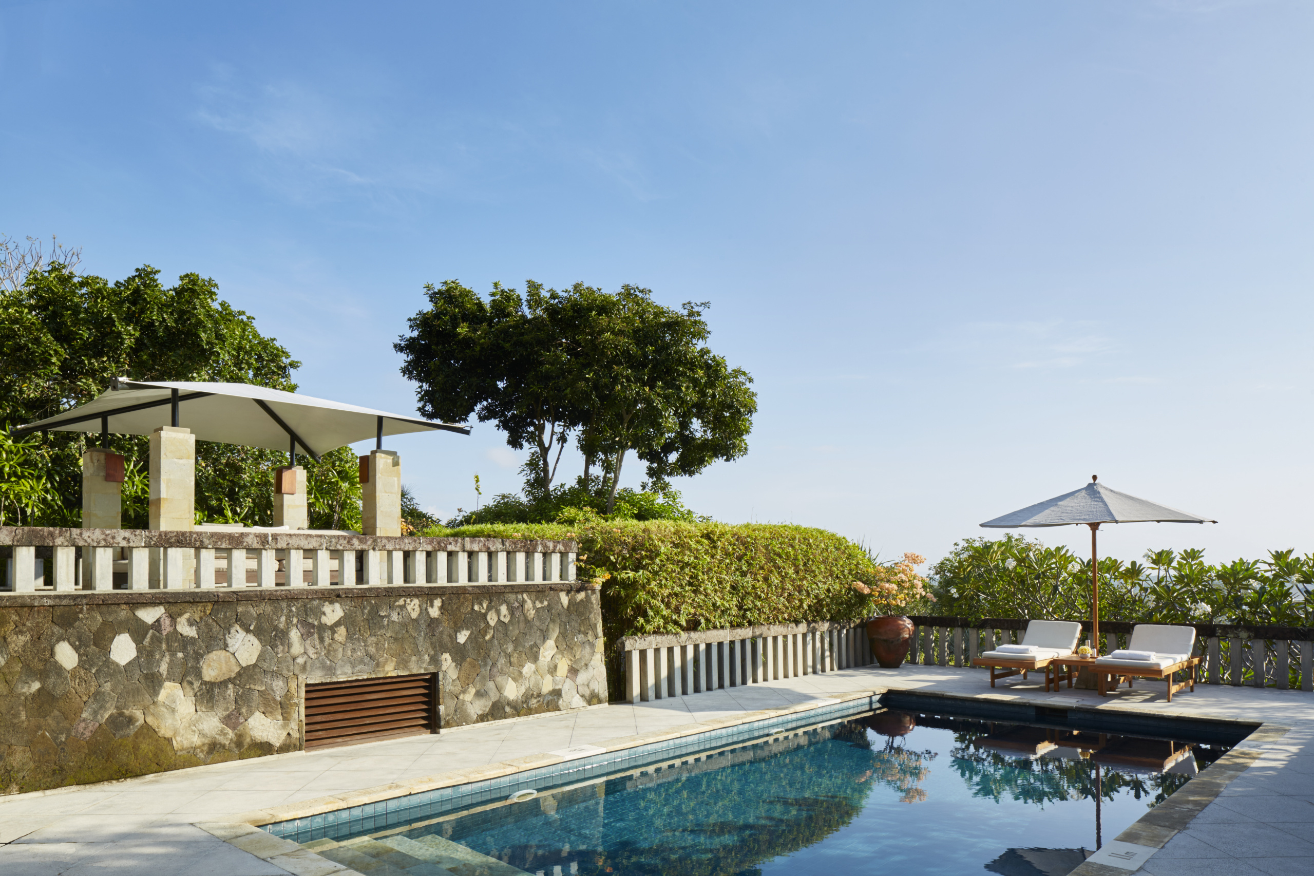 pool suite 4_High Res_11784 Amanusa