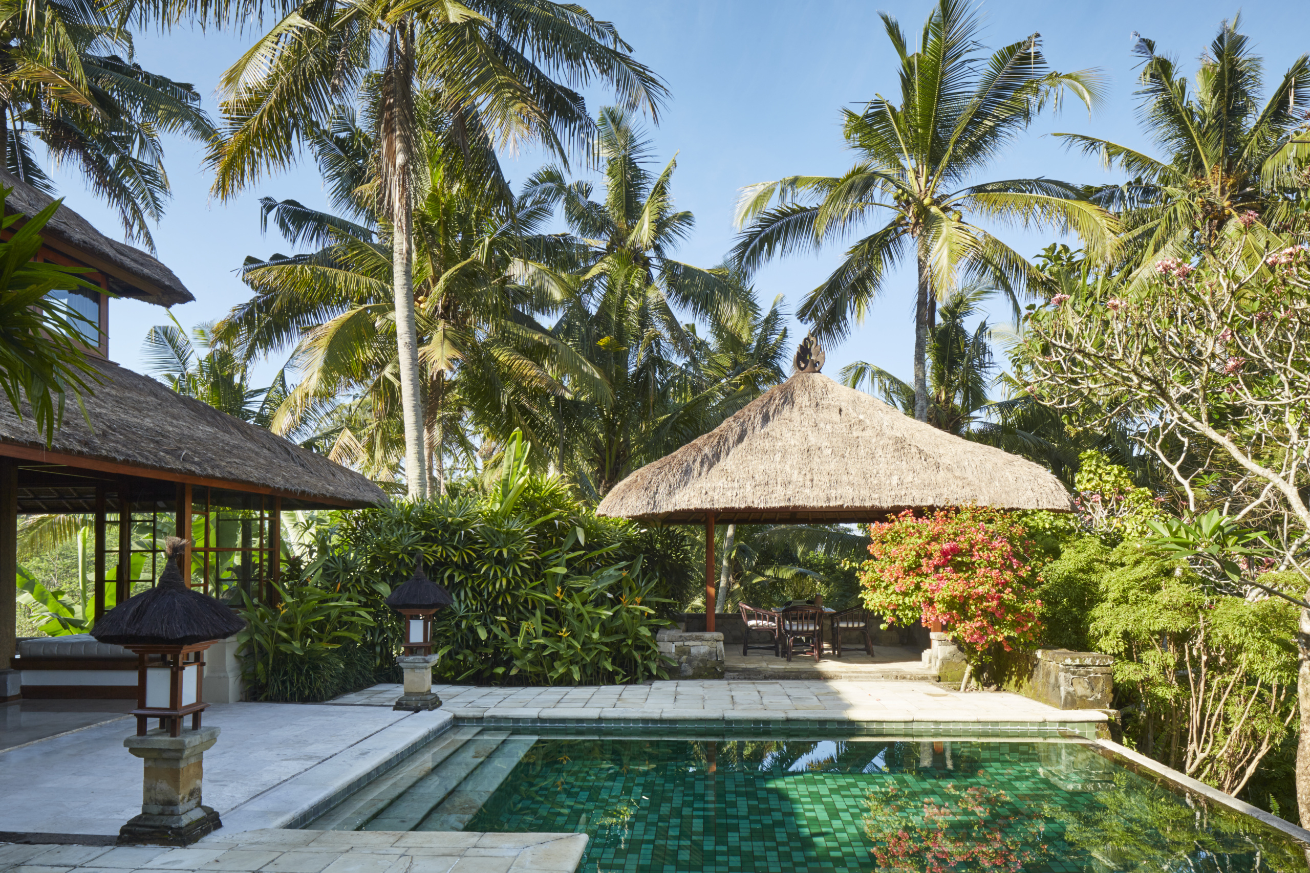 pool suite exterior_High Res_11640 Amandari Hotel