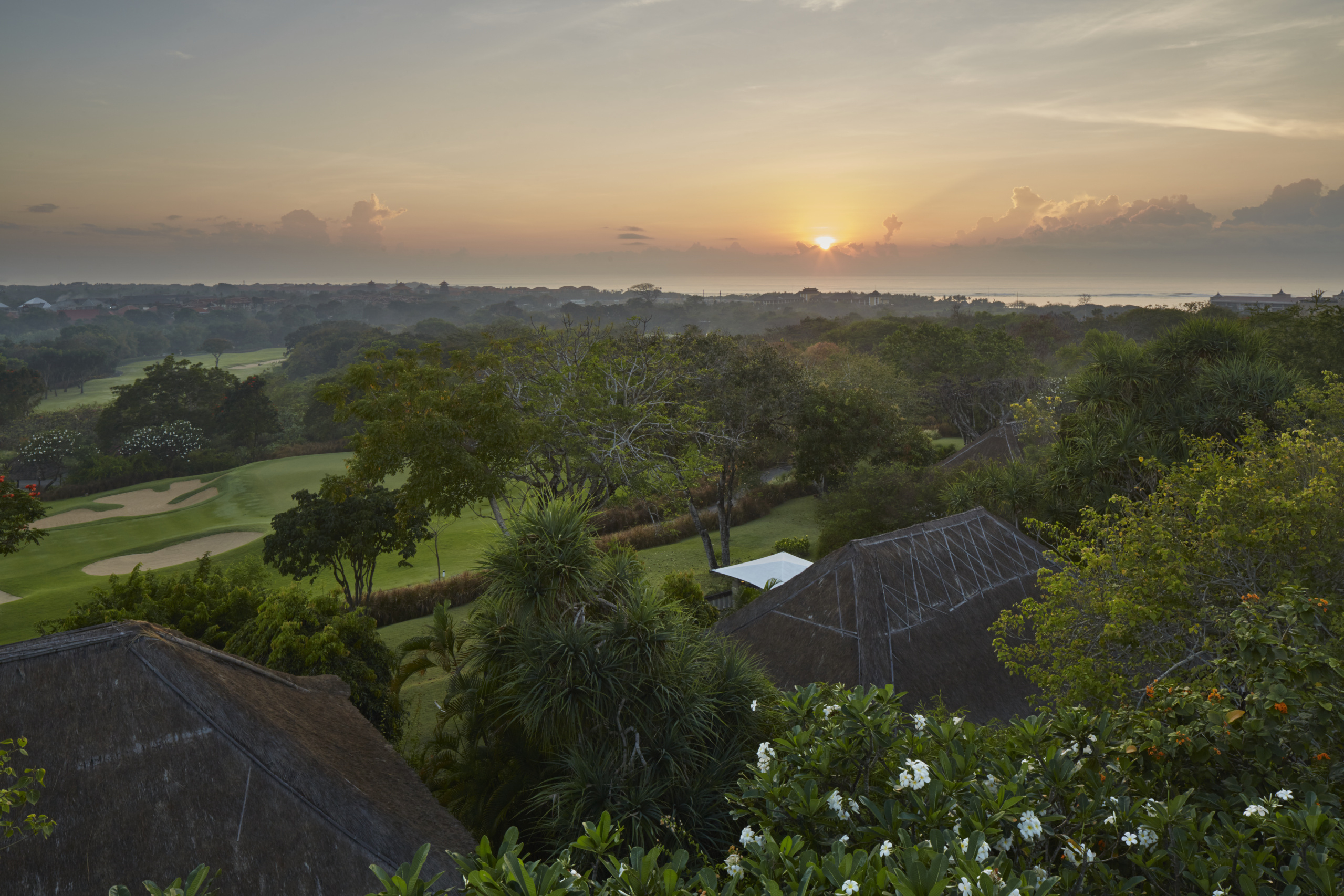 sunrise view from resort 2_High Res_11764 Amanusa