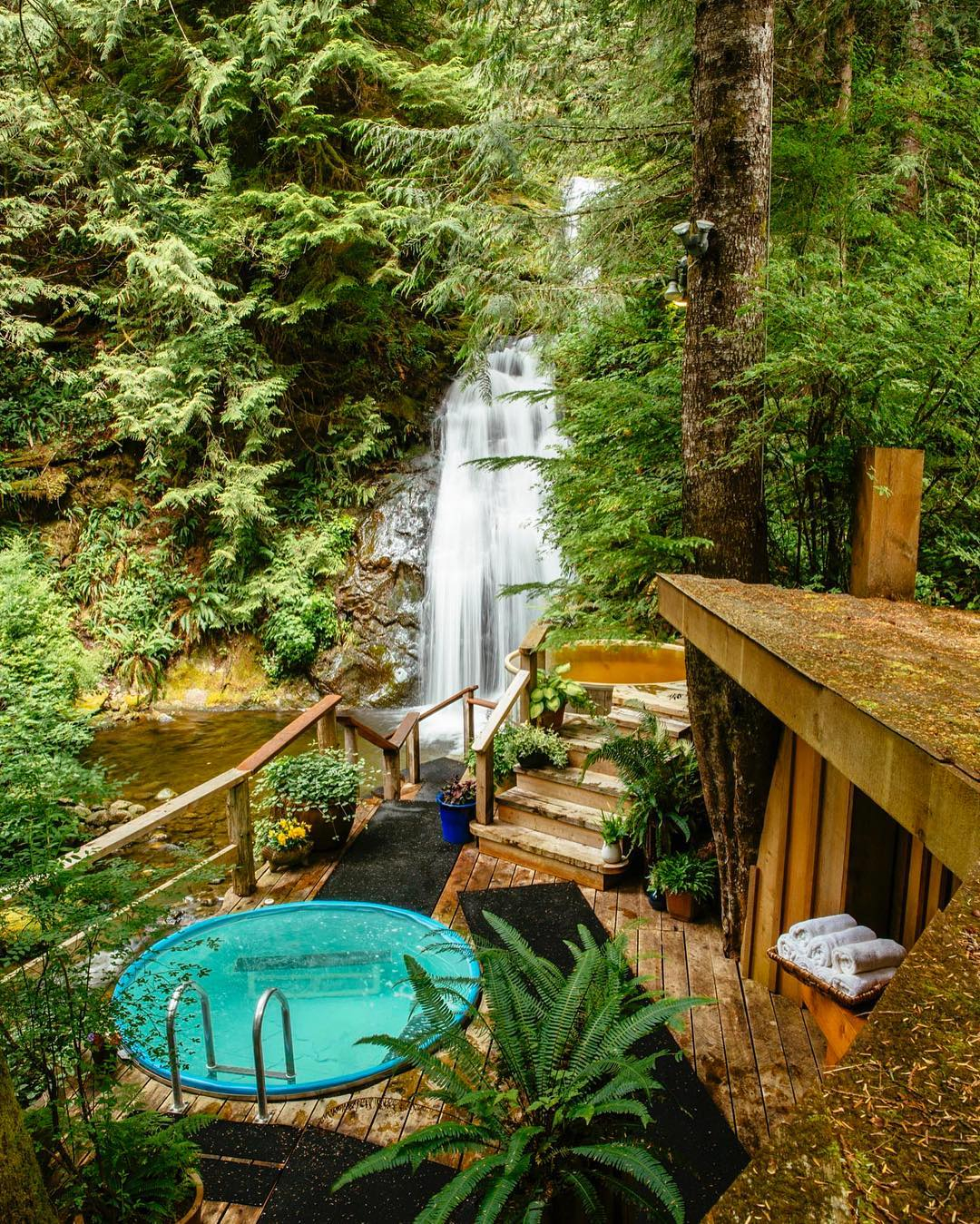 TheVenueReport-NimmoBayWildernessResort-JeremyKoreski-011 Nimmo Bay Wilderness Resort