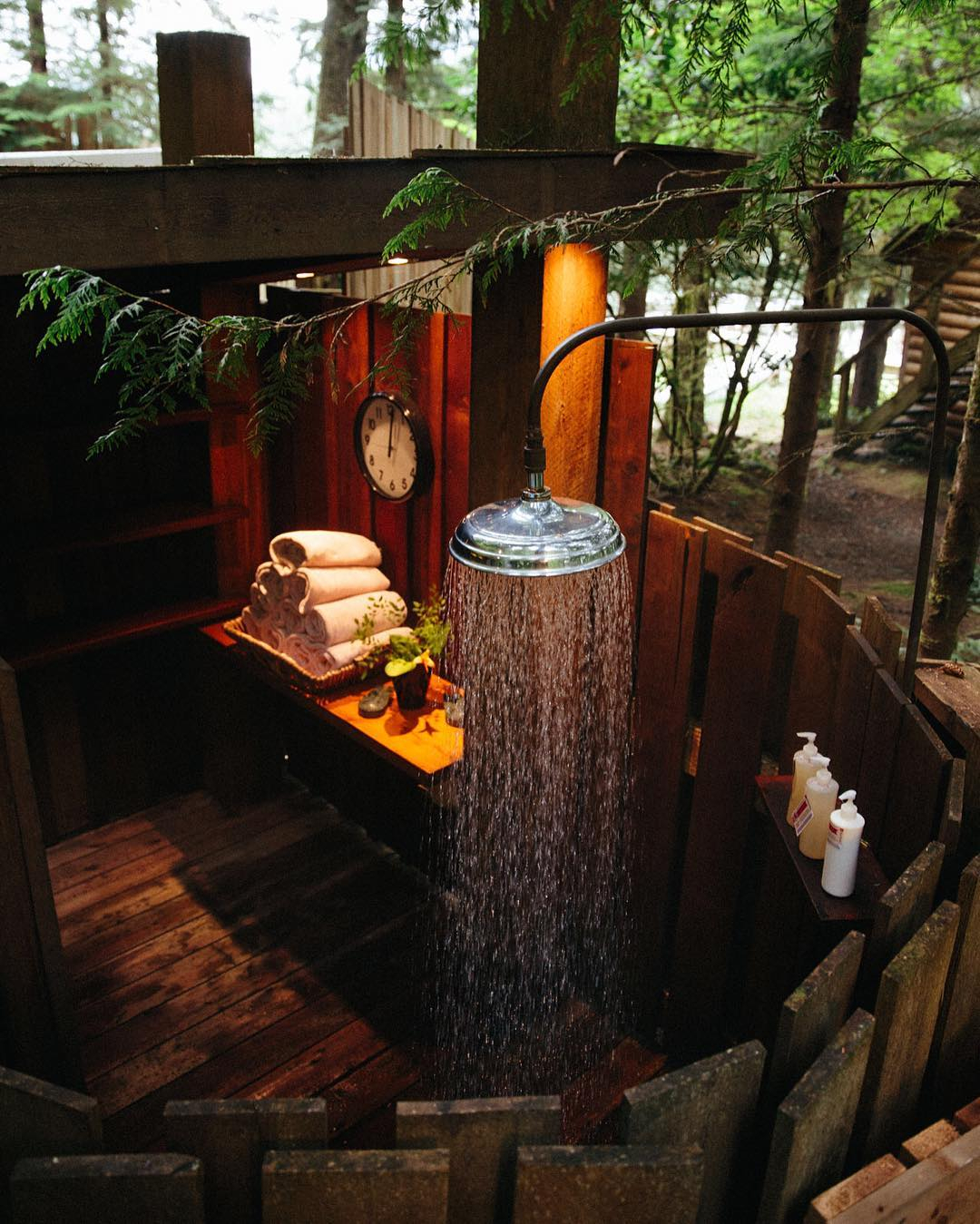 TheVenueReport-NimmoBayWildernessResort-JeremyKoreski-014 Nimmo Bay Wilderness Resort