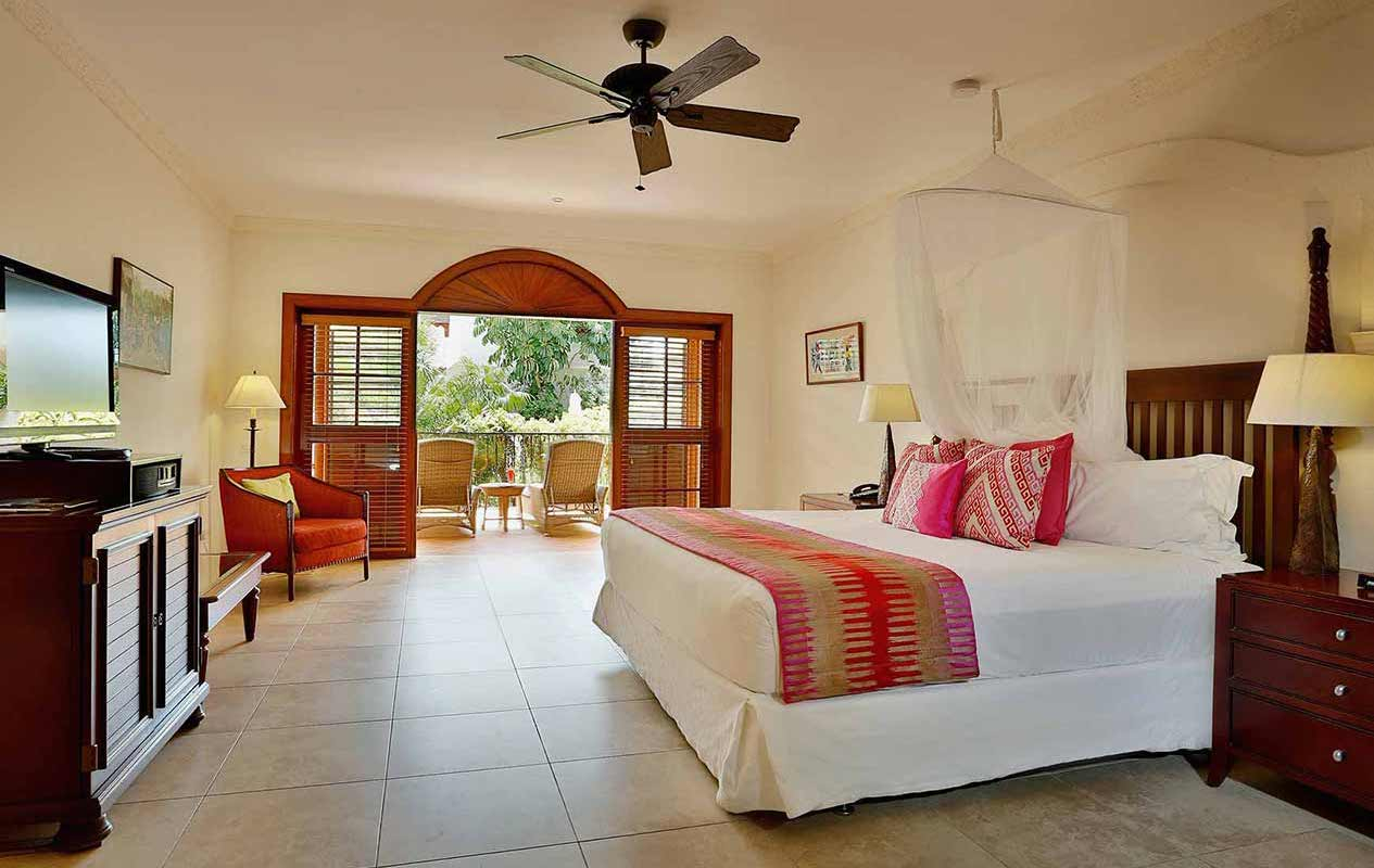 cap maison-courtyard villa suite Cap Maison Resort & Spa