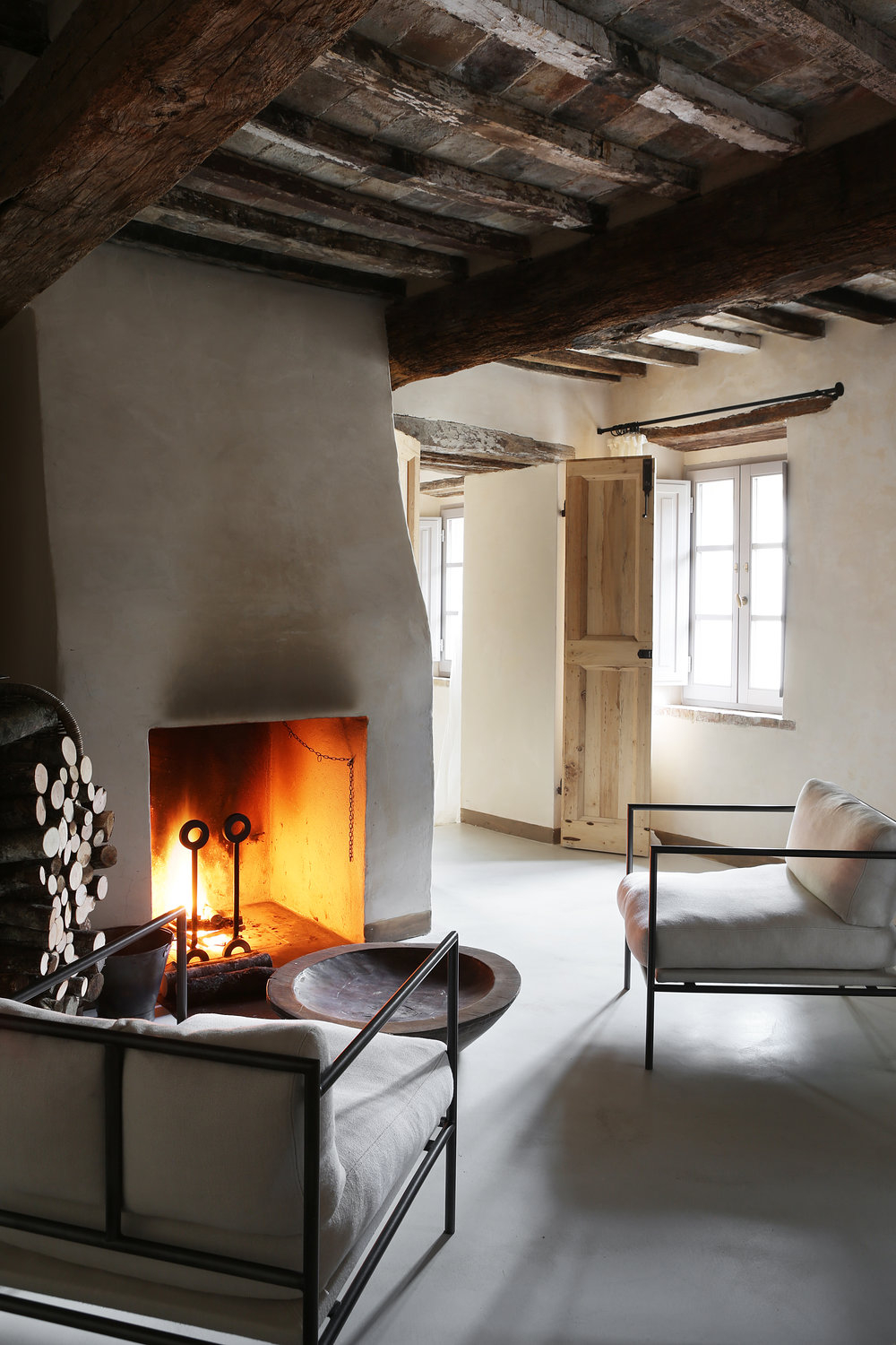 TheVenueReport-MonteverdiTuscany-InBedWithMe-03 Monteverdi Tuscany