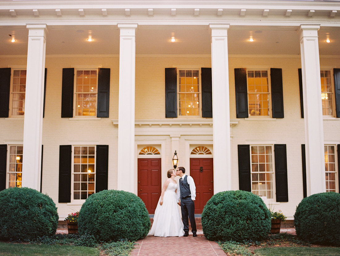 TheVenueReport-Keeneland-NinaAndWes-04 Keeneland