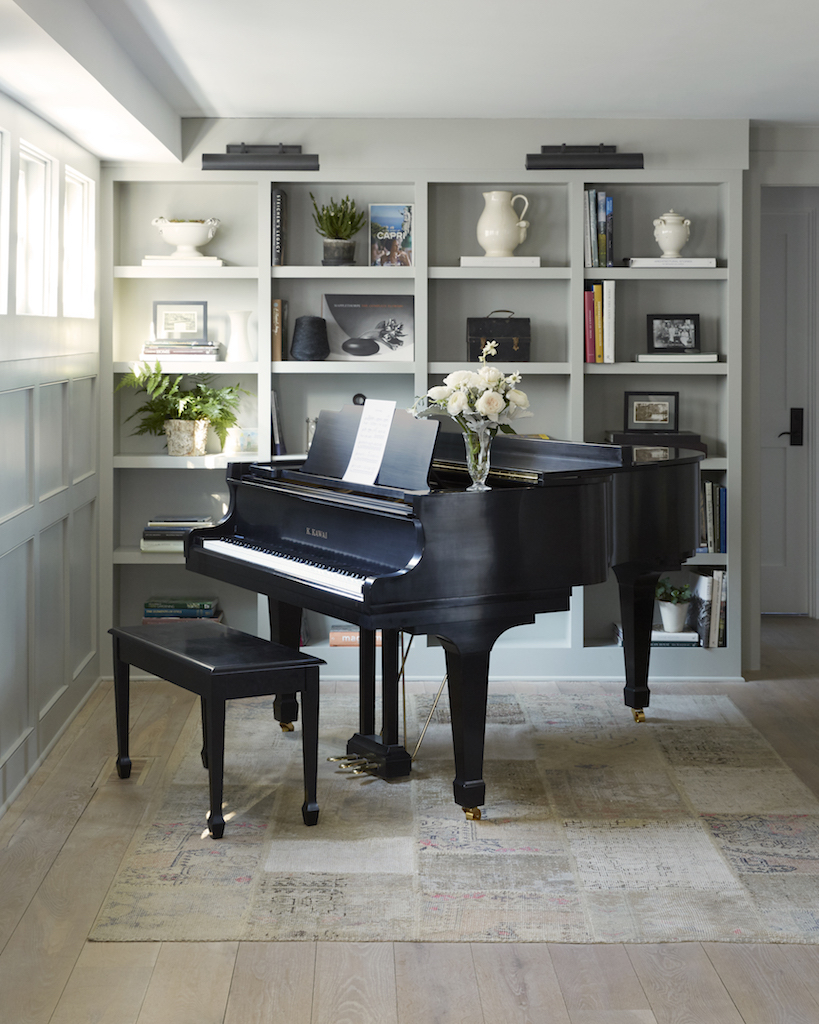 Graybarns on the Silvermine River