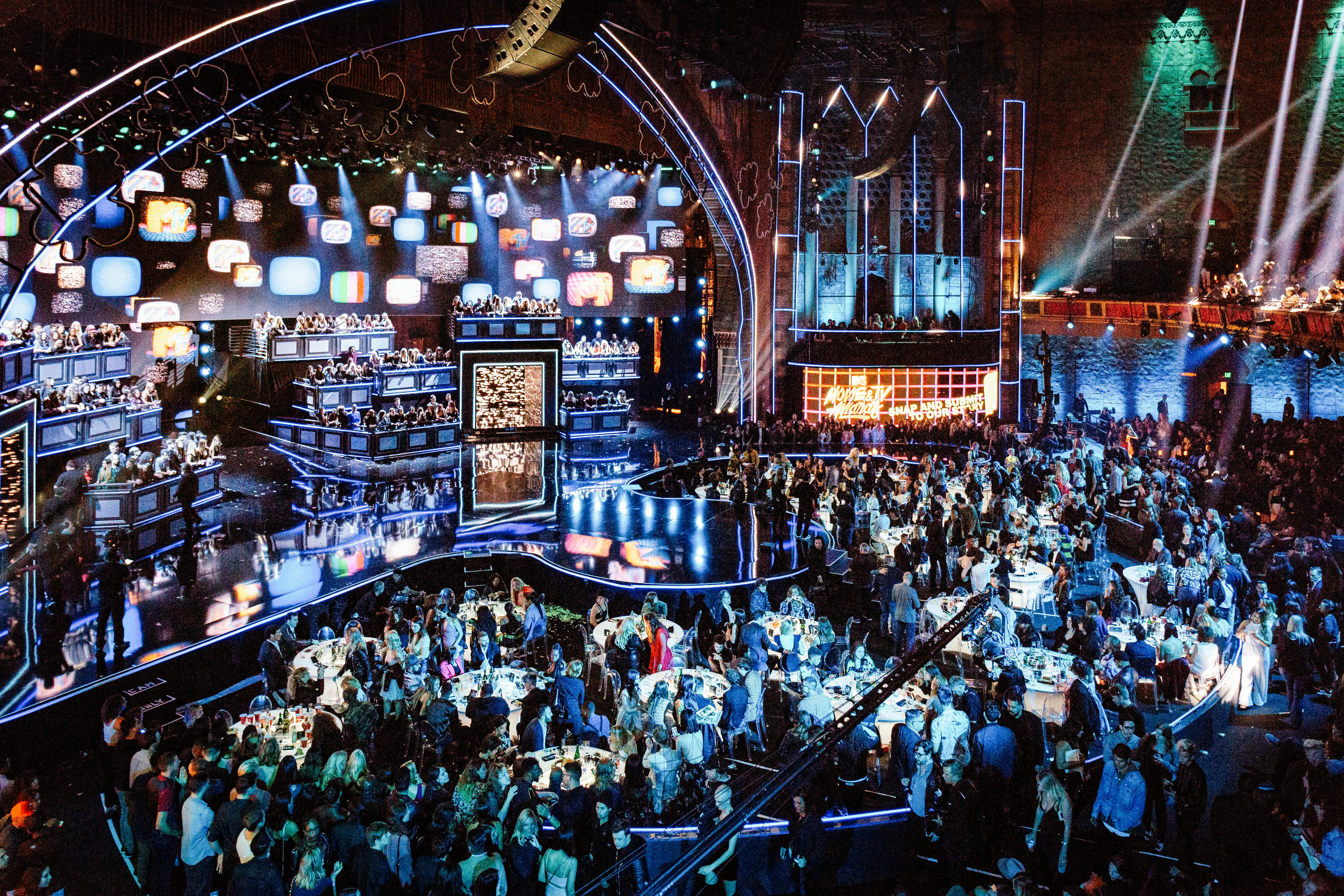 ShrineAuditorium-TheVenueReport-017 Shrine Auditorium & Expo Hall