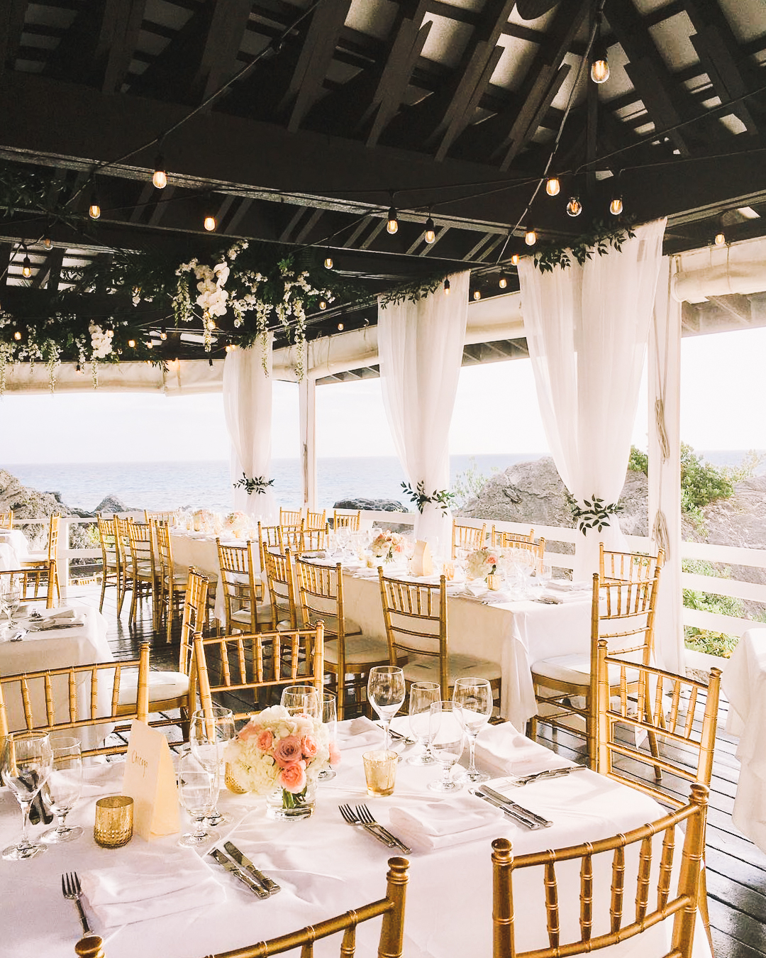 Coconuts-TheReefs-TheVenueReport-02 Coconuts Restaurant at The Reefs Resort & Club