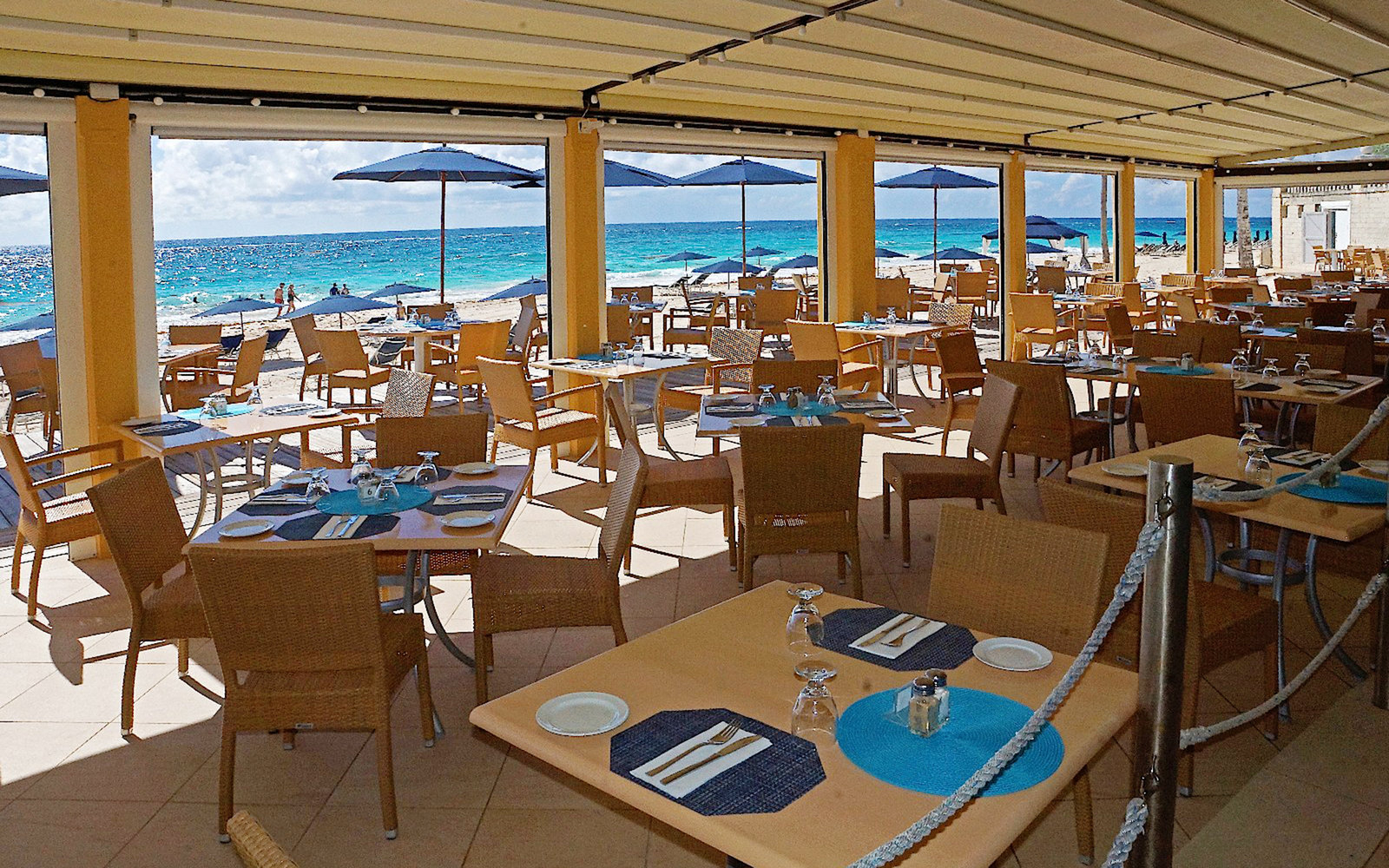 Mickey's Beach Bistro - Elbow Beach Bermuda Elbow Beach Bermuda Resort & Spa