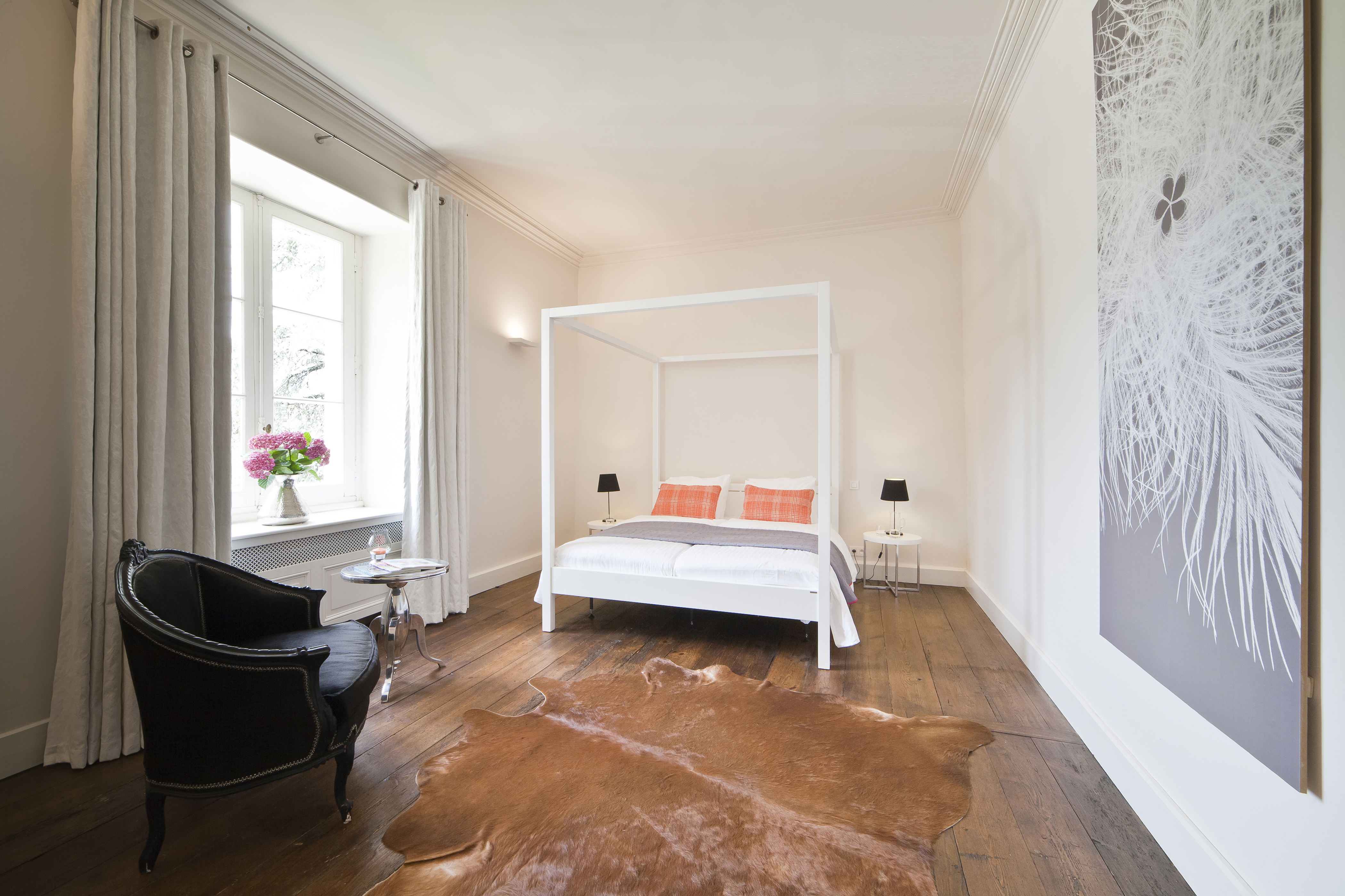 Anita Deses - Room 5 Chateau de Redon