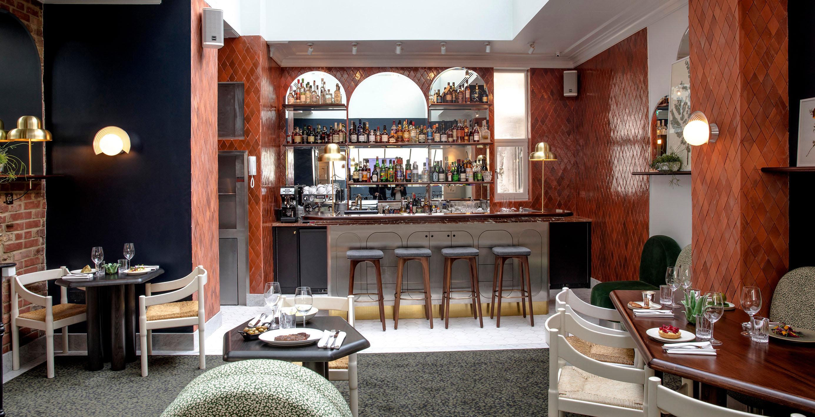 HenriettaHotel-01 Henrietta Hotel