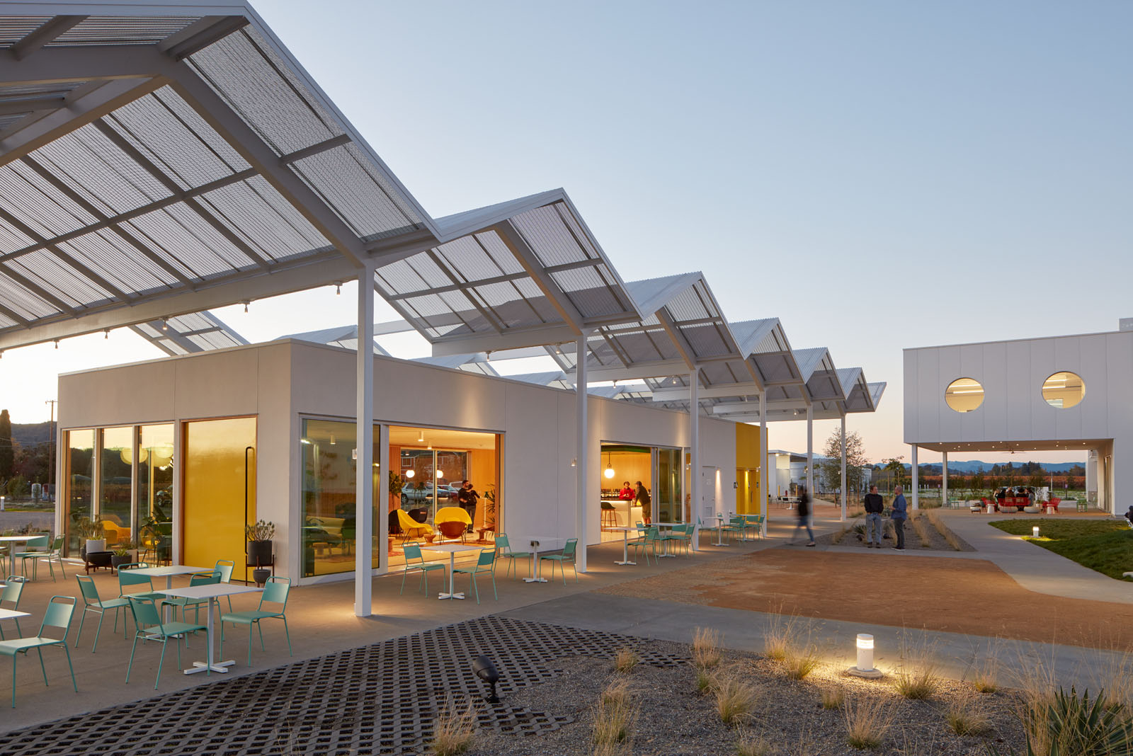 AshesAndDiamonds-BruceDamonte-012 Ashes & Diamonds