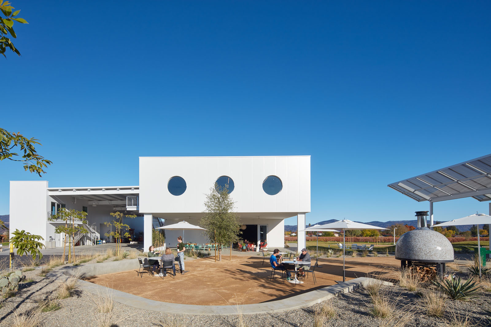 AshesAndDiamonds-BruceDamonte-07 Ashes & Diamonds