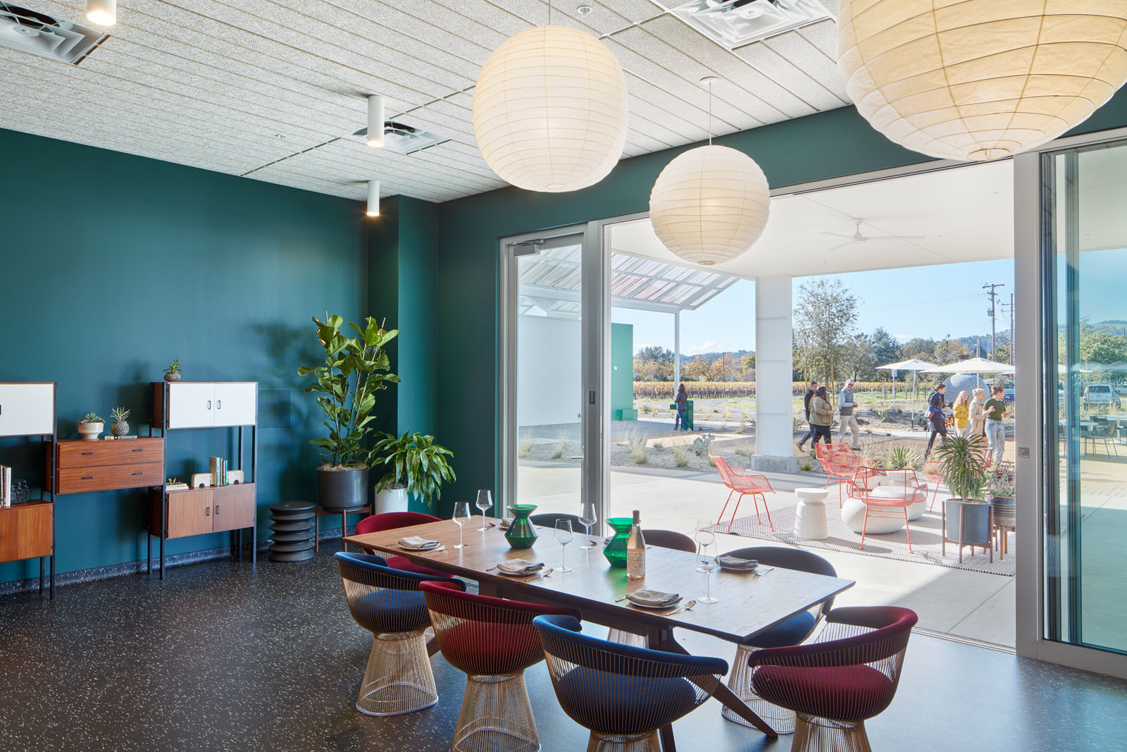 AshesAndDiamonds-BruceDamonte-08 Ashes & Diamonds