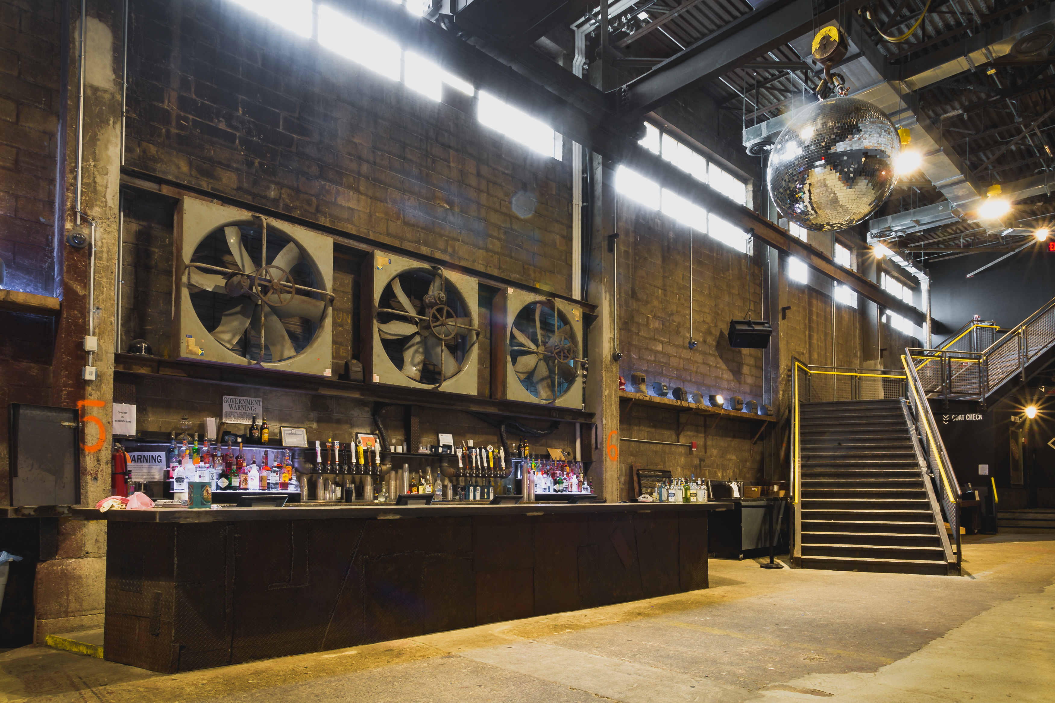 TheVenueReport-BrooklynSteel-013-VhxuoM Brooklyn Steel