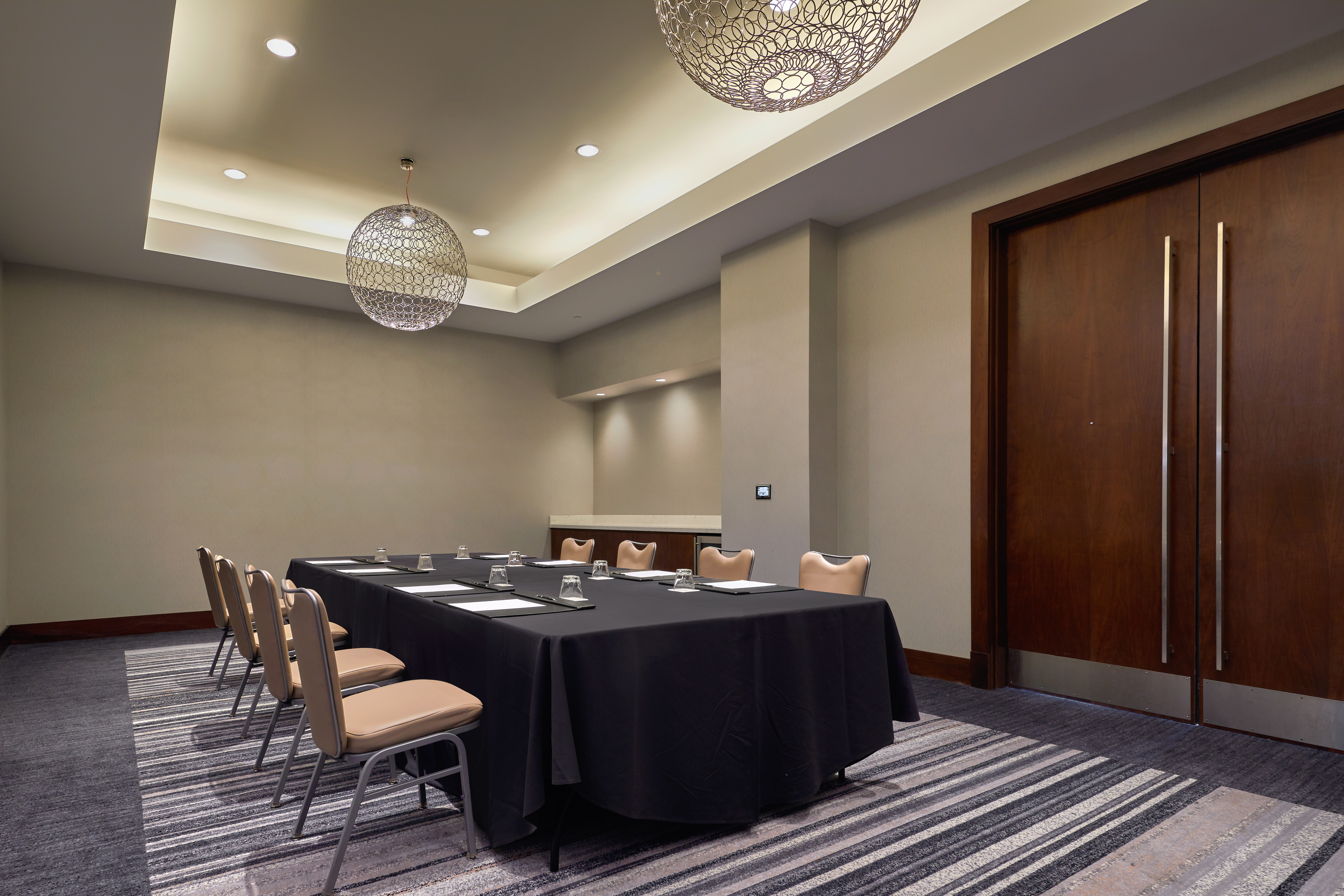 TheVenueReport-LoewsChicagoOhare-021 Loews Chicago O’Hare