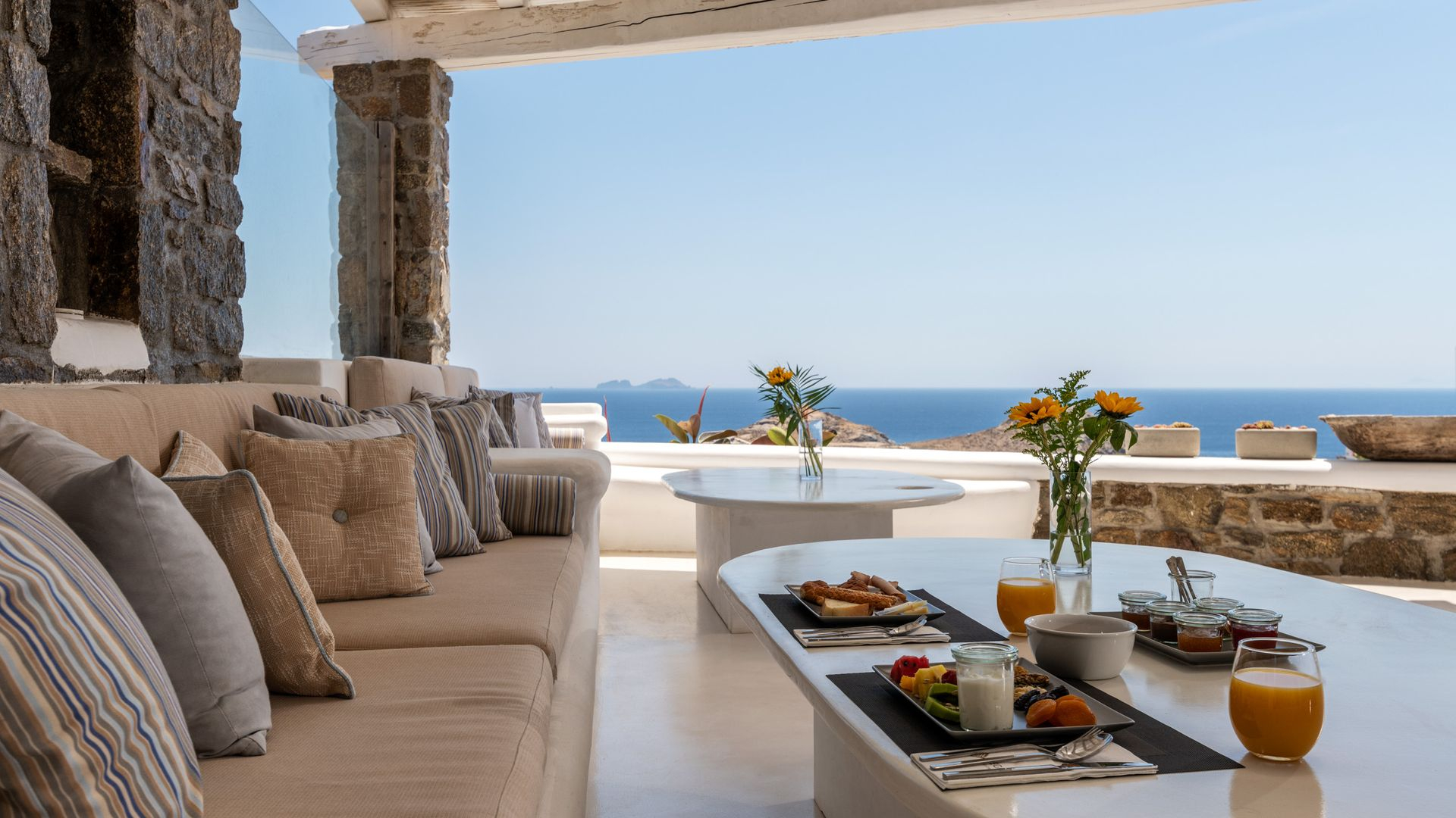 TheVenueReport-AlegriaMykonos-015 VIBHŪ Villas Mykonos