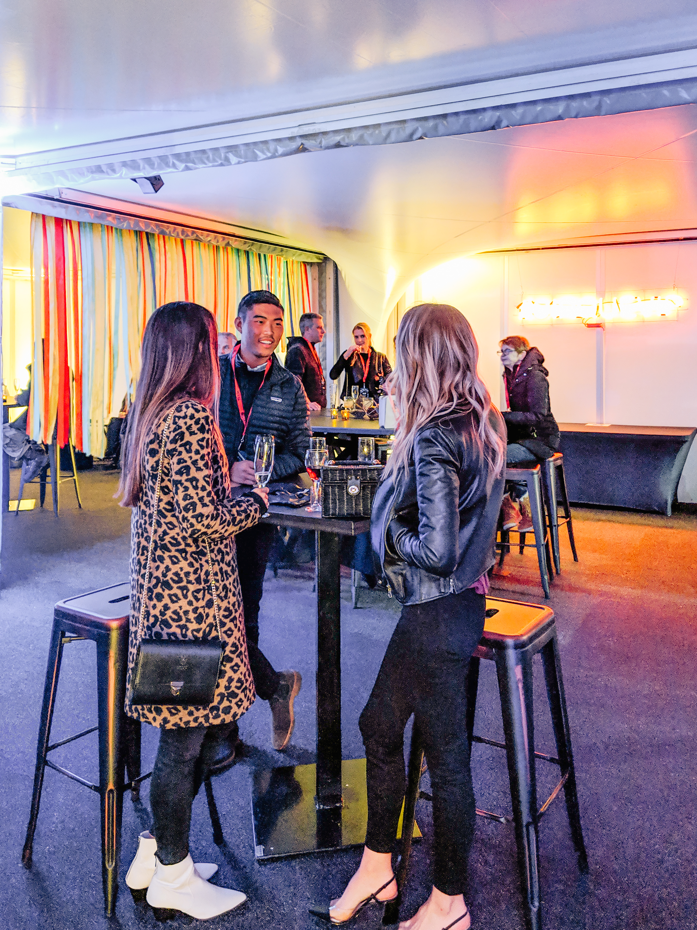 CirqueDuSoleil-TheVenueReport-05-4wKHyH Cirque du Soleil LUZIA – Orlando