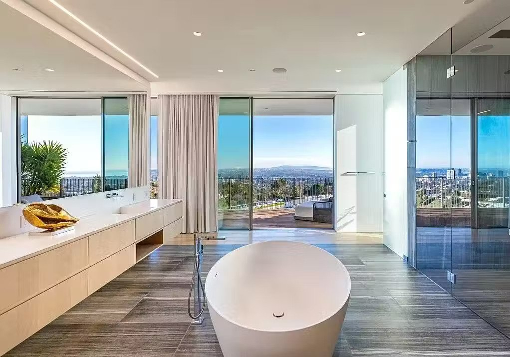 1704822593929-Master Bathroom The Orum One