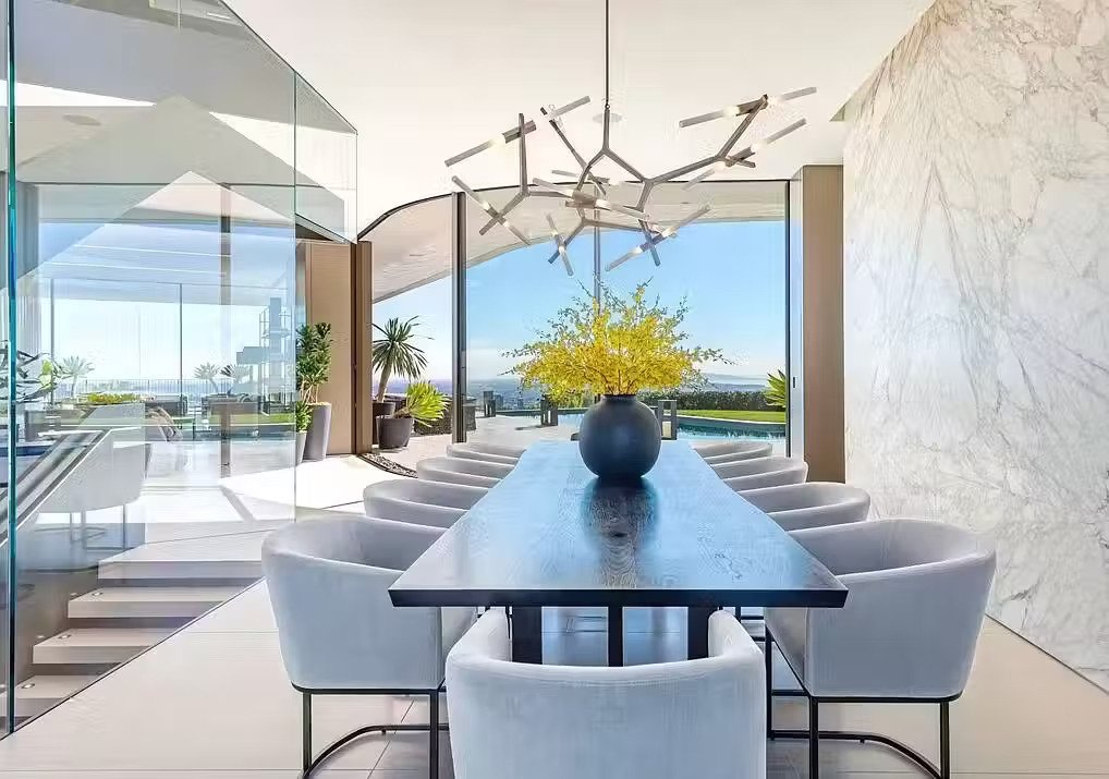 1704822596362-Dining Area Dining Table The Orum One