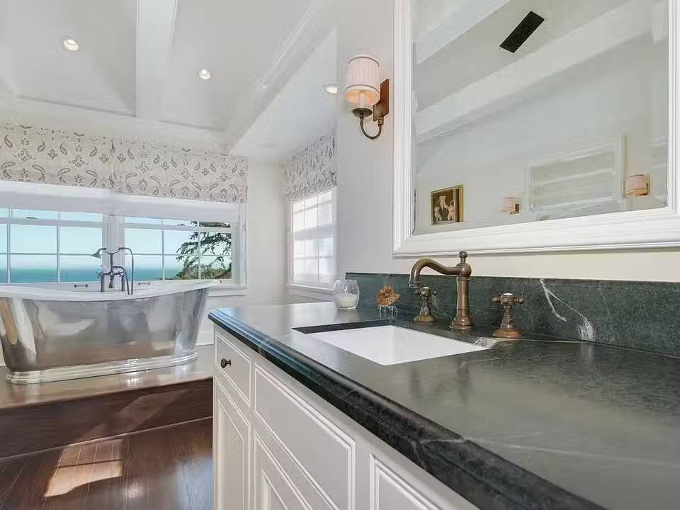 1704561692111-33 The Zumirez Three