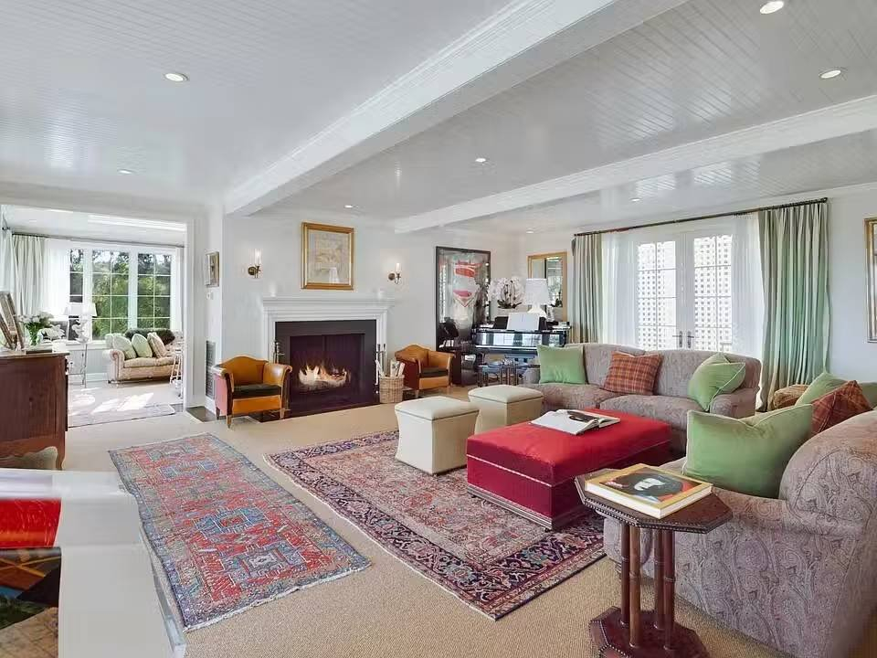 1704561692281-15 The Zumirez Three