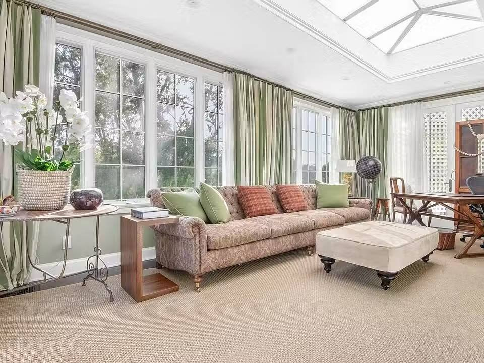 1704561692364-27 The Zumirez Three