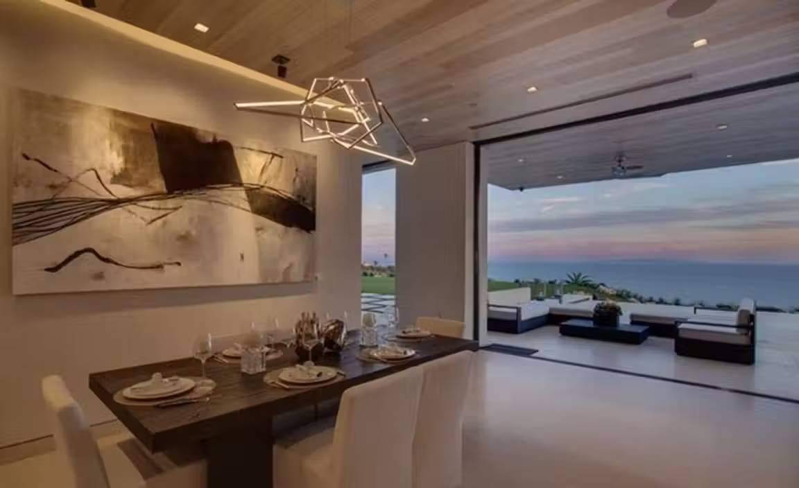 1707860505335-Photo May 28, 7 50 33 PM Perla De La Costa