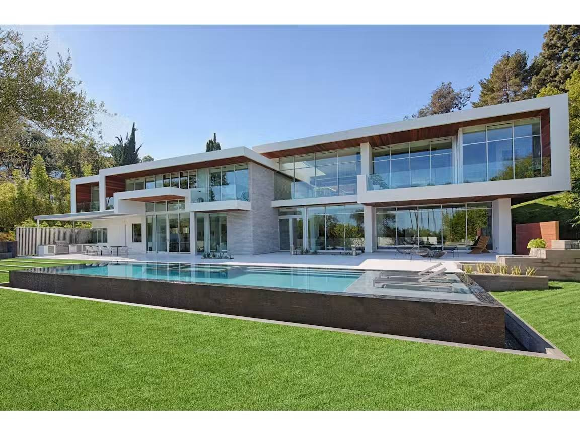 The Sunset Plaza One