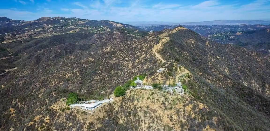 1709073362025-tun 10 Rustic Mountain Temple