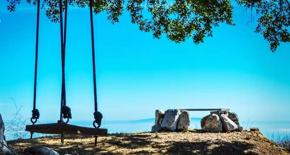 1709073364213-tun 30 Rustic Mountain Temple