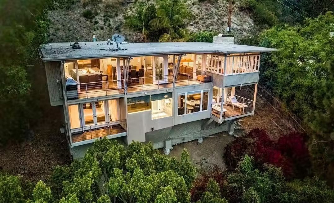 62217-816391160101695756641 Modern Luxury HOLLYWOOD HILLS home